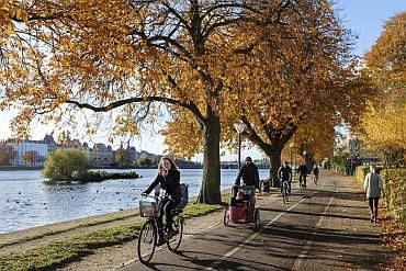 W co się ubrać jesienią na rower