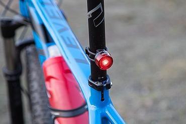 Test lampek rowerowych Cateye